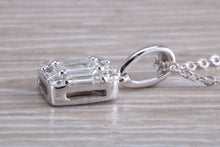 Load image into Gallery viewer, Elegant Diamond Necklace