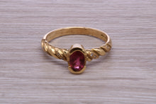 Load image into Gallery viewer, Rhodolite Garnet Gemstone set Yellow Gold Ring