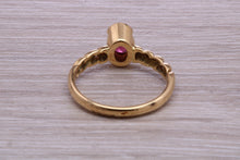 Load image into Gallery viewer, Rhodolite Garnet Gemstone set Yellow Gold Ring