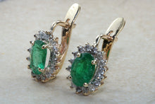 Load image into Gallery viewer, Emerald and Diamond set Yellow Gold Earrings