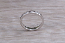Load image into Gallery viewer, Round cut Diamonds Channel set Band