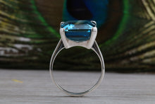 Load image into Gallery viewer, Large 14ct London Blue Topaz set White Gold Ring