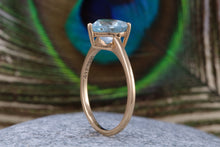 Load image into Gallery viewer, Heart Shape Sky Blue Topaz set Yellow Gold Ring