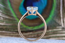 Load image into Gallery viewer, Heart Shape Sky Blue Topaz set Yellow Gold Ring