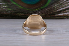 Load image into Gallery viewer, Gold Signet Ring, Suitable for Ladies and Gents