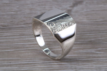 Load image into Gallery viewer, Large Patterned Signet Ring