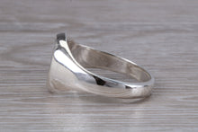 Load image into Gallery viewer, Prince of Wales Feathers Signet Ring