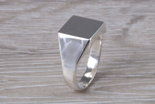 Load image into Gallery viewer, Chunky Signet Ring