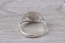 Load image into Gallery viewer, Roaring Lion Dainty Signet Ring