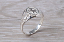 Load image into Gallery viewer, Roaring Lion Dainty Signet Ring