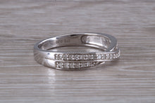 Load image into Gallery viewer, Diamond Crossover set White Gold Ring