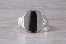 Load image into Gallery viewer, Family Crest Engraved Large Chunky Patterned Signet Ring in Sterling Silver