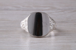 Family Crest Engraved Large Chunky Patterned Signet Ring in Sterling Silver