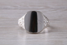 Load image into Gallery viewer, Large Chunky Patterned Signet Ring