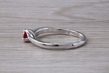 Load image into Gallery viewer, Simple and Dainty Ruby set Twit Shank Solitaire