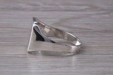 Load image into Gallery viewer, Square Signet Ring