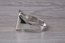 Load image into Gallery viewer, Square Signet Ring