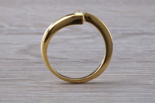 Load image into Gallery viewer, Crossover Shank Diamond set 18ct Yellow Gold Ring