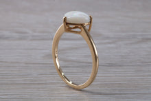 Load image into Gallery viewer, Heart Shaped Opal set Yellow Gold Ring