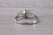 Load image into Gallery viewer, Oval cut Green Sapphire Crossover Ring