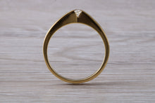 Load image into Gallery viewer, Simple and Minimalistic Diamond set 18ct Yellow Gold Ring