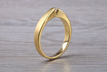 Load image into Gallery viewer, Simple and Minimalistic Diamond set 18ct Yellow Gold Ring