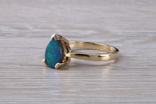 Load image into Gallery viewer, Very Sparkly Tear Drop cut Opal set Yellow Gold Ring