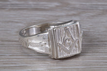 Load image into Gallery viewer, Masonic Signet Ring