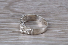 Load image into Gallery viewer, Rectangle Patterned Signet Ring