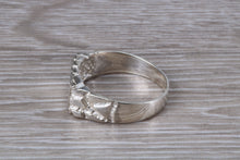 Load image into Gallery viewer, Rectangle Patterned Signet Ring