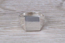 Load image into Gallery viewer, Chunky Signet Ring