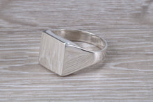 Load image into Gallery viewer, Chunky Signet Ring