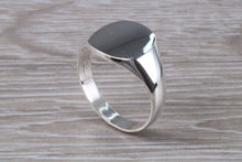 Load image into Gallery viewer, Beautiful Oval High Polished Signet Ring