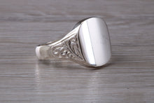 Load image into Gallery viewer, Large Chunky Patterned Signet Ring