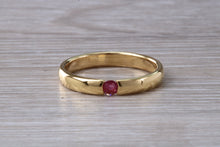 Load image into Gallery viewer, Tension set Natural Ruby Gold Band