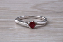 Load image into Gallery viewer, Simple and Dainty Ruby set Twit Shank Solitaire