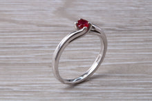 Load image into Gallery viewer, Simple and Dainty Ruby set Twit Shank Solitaire