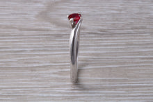 Load image into Gallery viewer, Simple and Dainty Ruby set Twit Shank Solitaire
