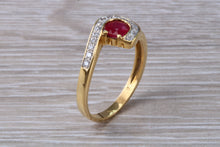 Load image into Gallery viewer, Beautiful Ruby and Diamond Ring