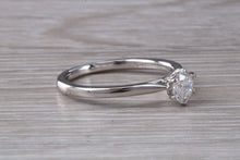 Load image into Gallery viewer, Simple and Elegant Certified Diamond set Platinum Solitaire