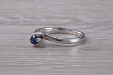 Load image into Gallery viewer, Beautiful Royal Blue Sapphire set Twist Shank 18ct White Gold Ring