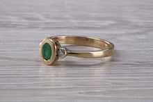 Load image into Gallery viewer, Emerald and Diamond Trilogy Ring. Very Smooth Setting