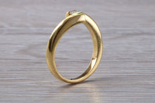 Load image into Gallery viewer, Crossover Shank Diamond set 18ct Yellow Gold Ring
