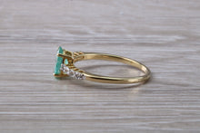 Load image into Gallery viewer, Dainty Oval cut Emerald and Diamond set Yellow Gold Ring