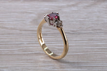 Load image into Gallery viewer, Rubelite and Diamond set Yellow Gold Ring