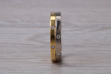 Load image into Gallery viewer, 5 mm Wide Two Tone Gold Circle Diamond set Band