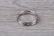 Load image into Gallery viewer, Princess cut Diamond set 18ct White Gold Band