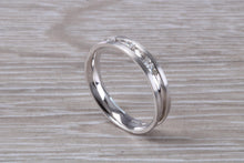 Load image into Gallery viewer, Princess cut Diamond set 18ct White Gold Band