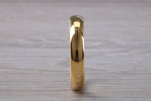 Load image into Gallery viewer, Traditional 4 mm Court Profile 18ct Yellow Gold Wedding Band