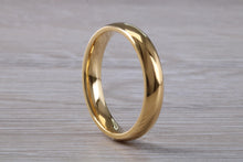 Load image into Gallery viewer, Traditional 4 mm Court Profile 18ct Yellow Gold Wedding Band
